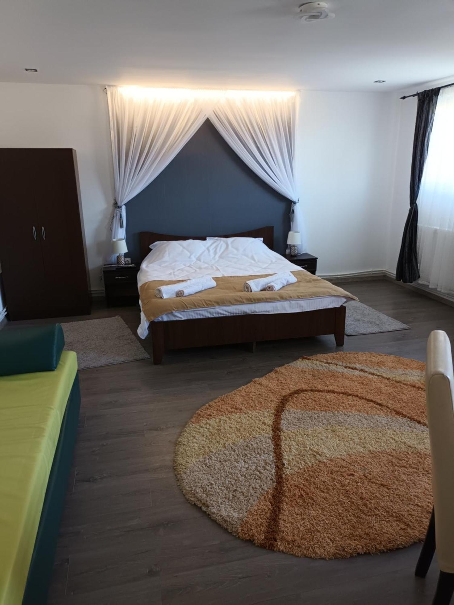 Casa Mary Mar Hotel Tîrgu Ocna Екстериор снимка
