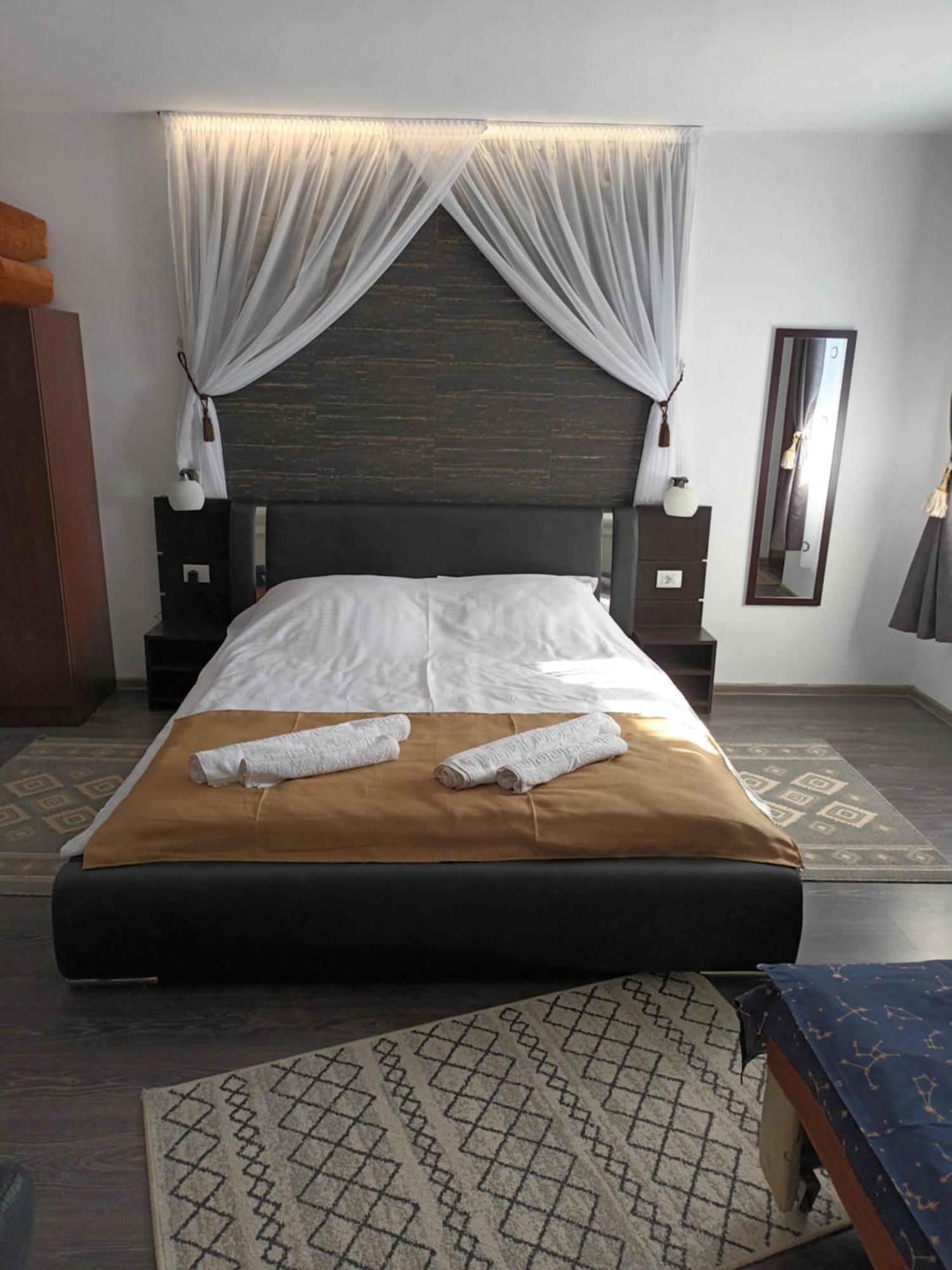 Casa Mary Mar Hotel Tîrgu Ocna Екстериор снимка