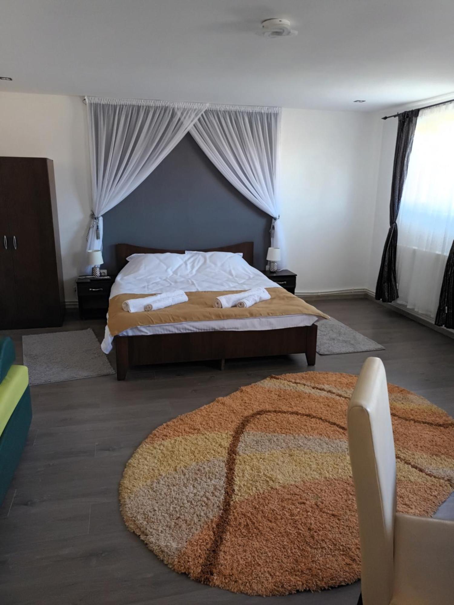 Casa Mary Mar Hotel Tîrgu Ocna Екстериор снимка